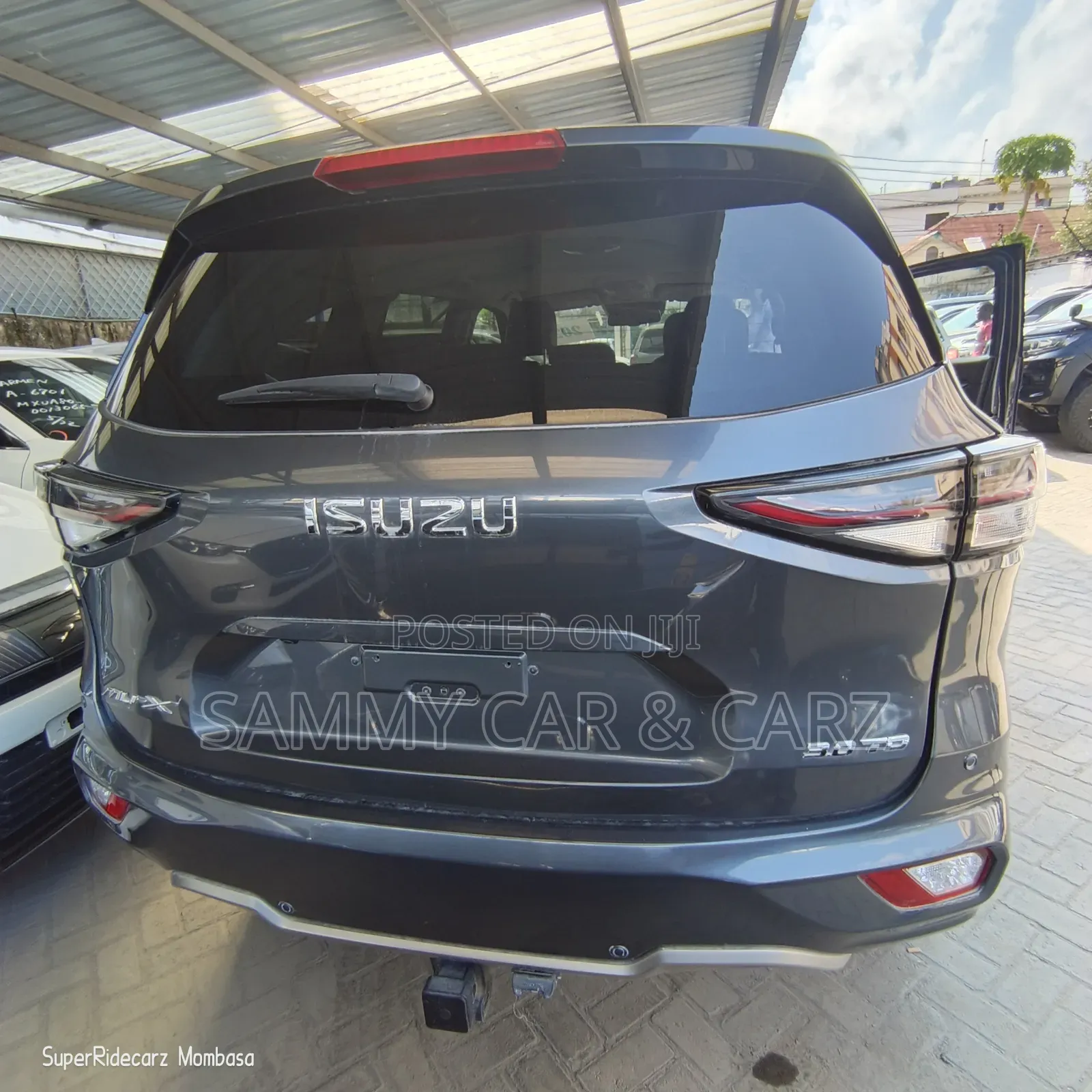 Isuzu MU-X 3.0 Ddi VGS 2021 Gray
