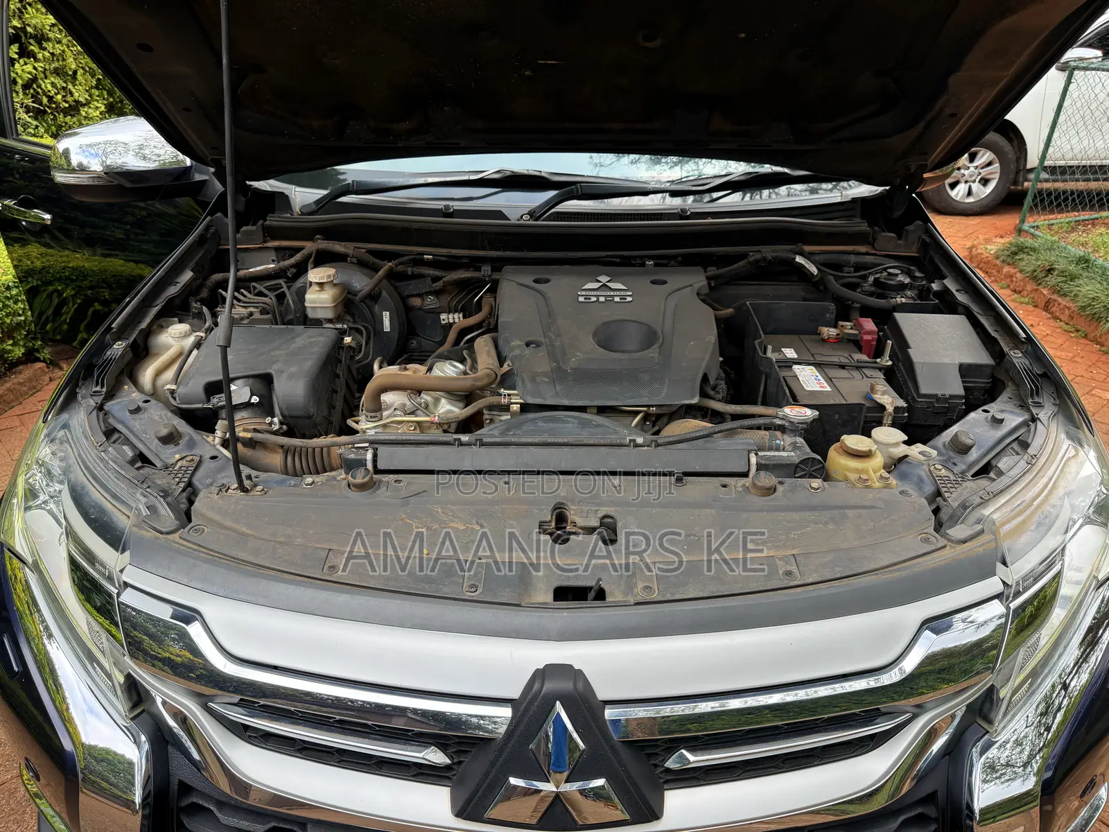 Mitsubishi Pajero Sport Exceed 2016 Blue