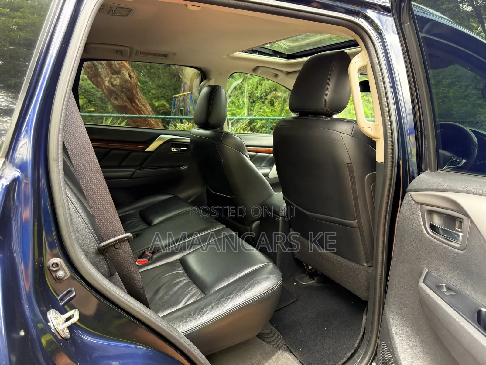 Mitsubishi Pajero Sport Exceed 2016 Blue