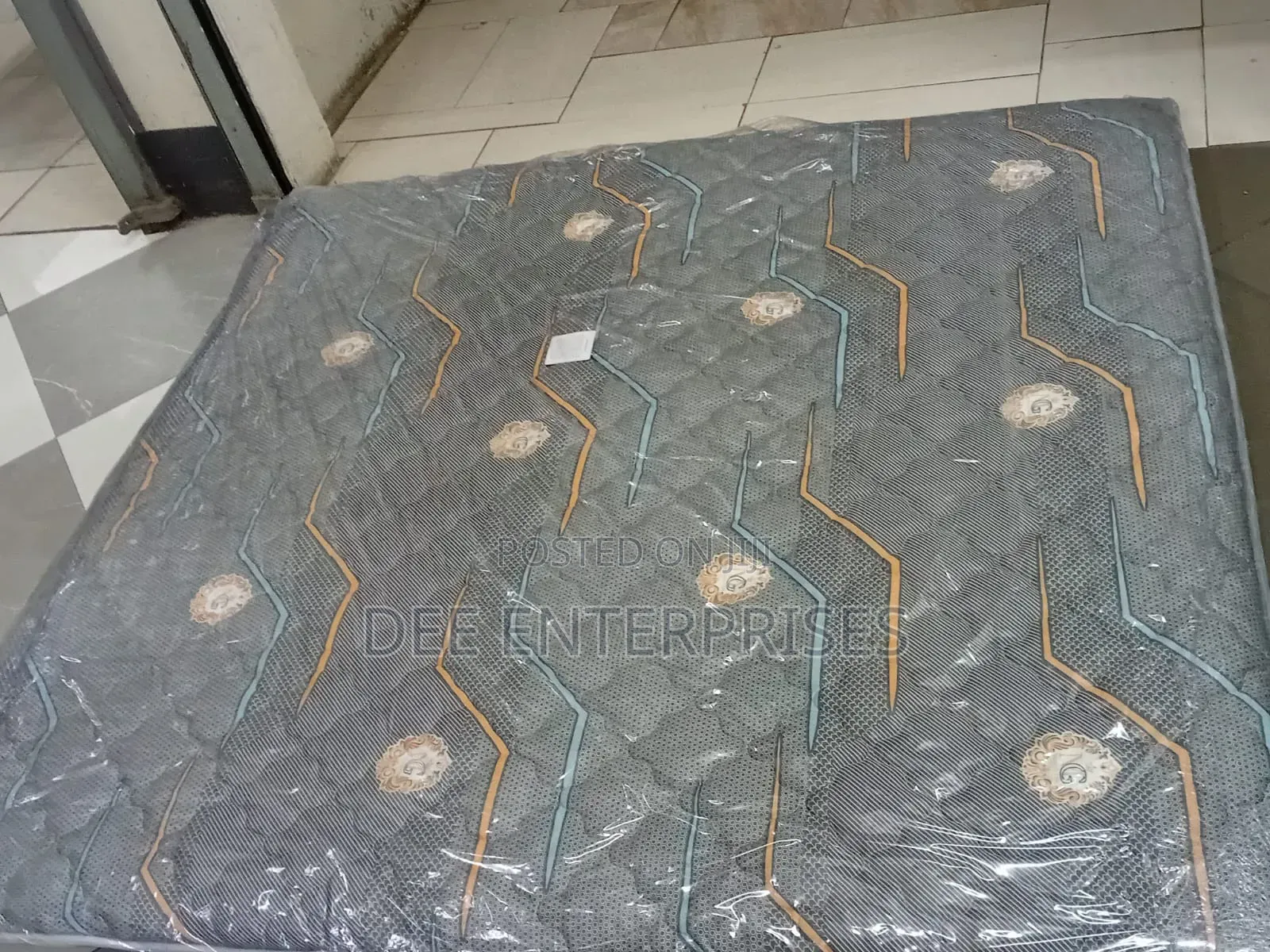 High Quality Mattress Toppers
6*6