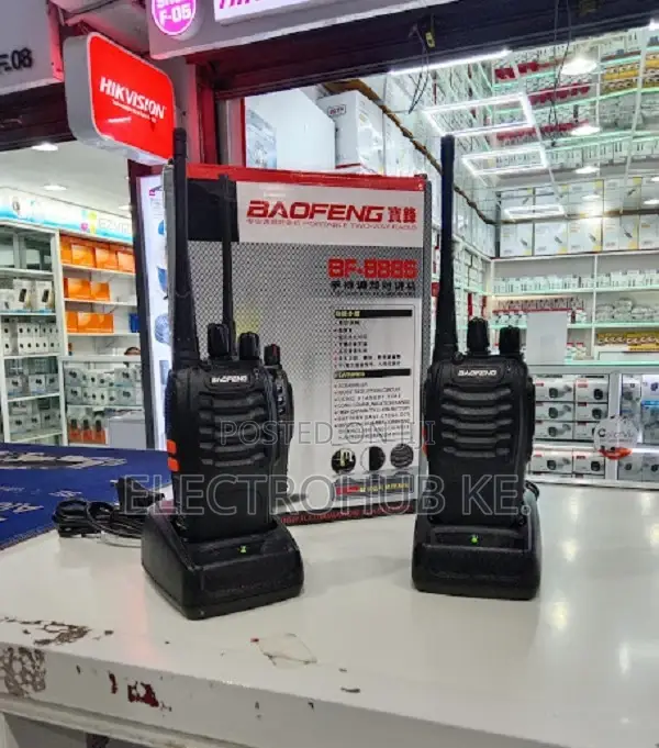 1 Pair Handheld Baofeng 888s Walkie Talkies