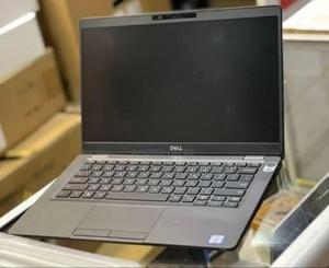 Laptop Dell Latitude 5300 8GB Intel Core I7 SSD 256GB