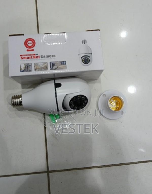 Wifi PTZ Single Lens V380 Pro Quality Bulb CCTV Camera Rotating Bulb