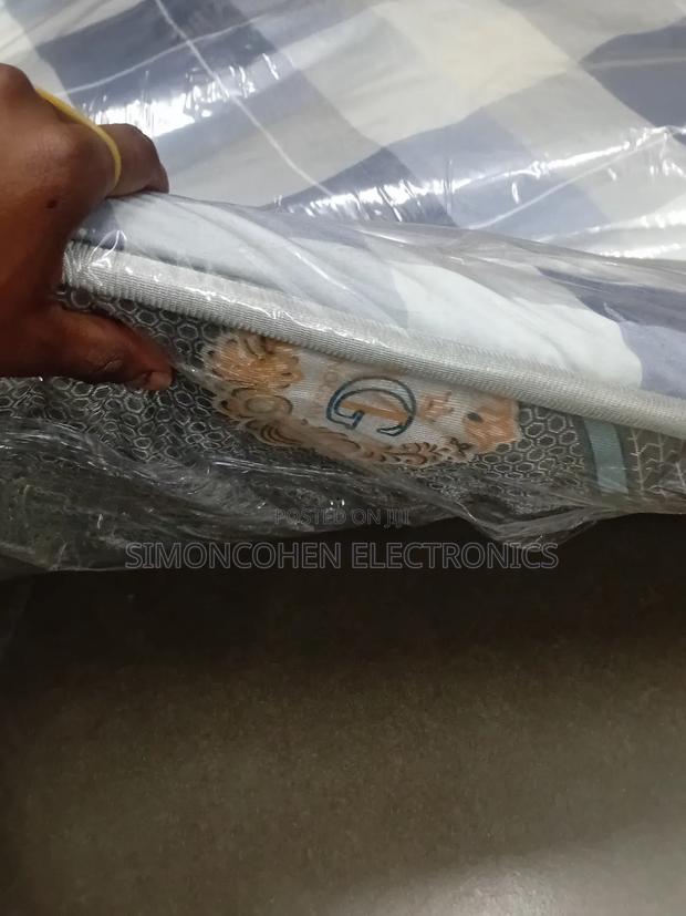 High Quality Mattress Topper 6 × 6 - thumbnail 3