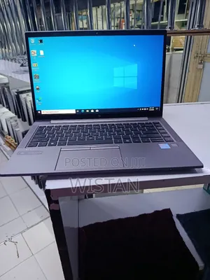 Laptop HP ZBook Firefly G8 16GB Intel Core I7 SSD 512GB