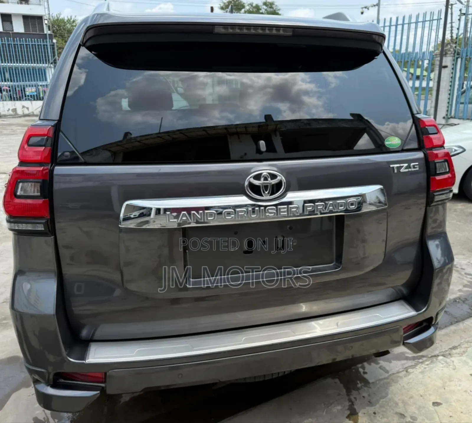 Toyota Land Cruiser Prado 2020 Gray