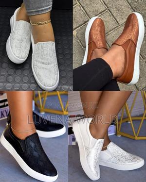 Unlaced Casual Rubbers - thumbnail 2