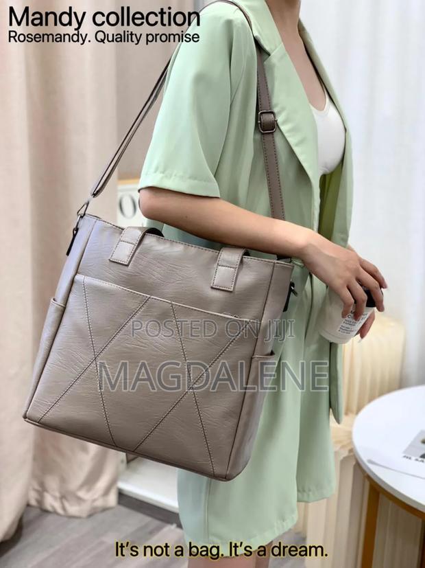 Shoulder Classic Handbags - thumbnail 3