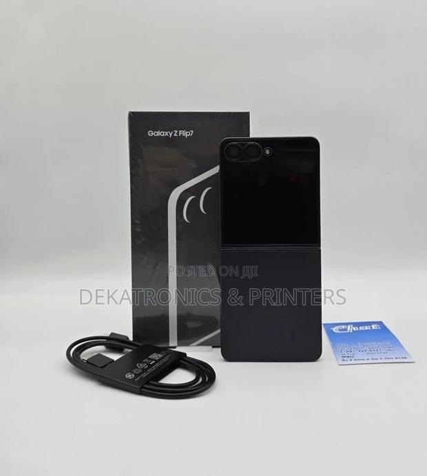 New Samsung Galaxy Z Flip7 512 GB Black - thumbnail 2