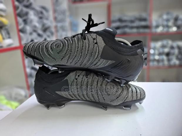 Nike Phantom Luna Boots,Lunah Soccer Cleats - main view