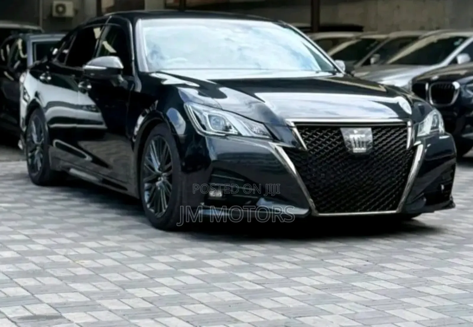 Toyota Crown 2018 Matt Black