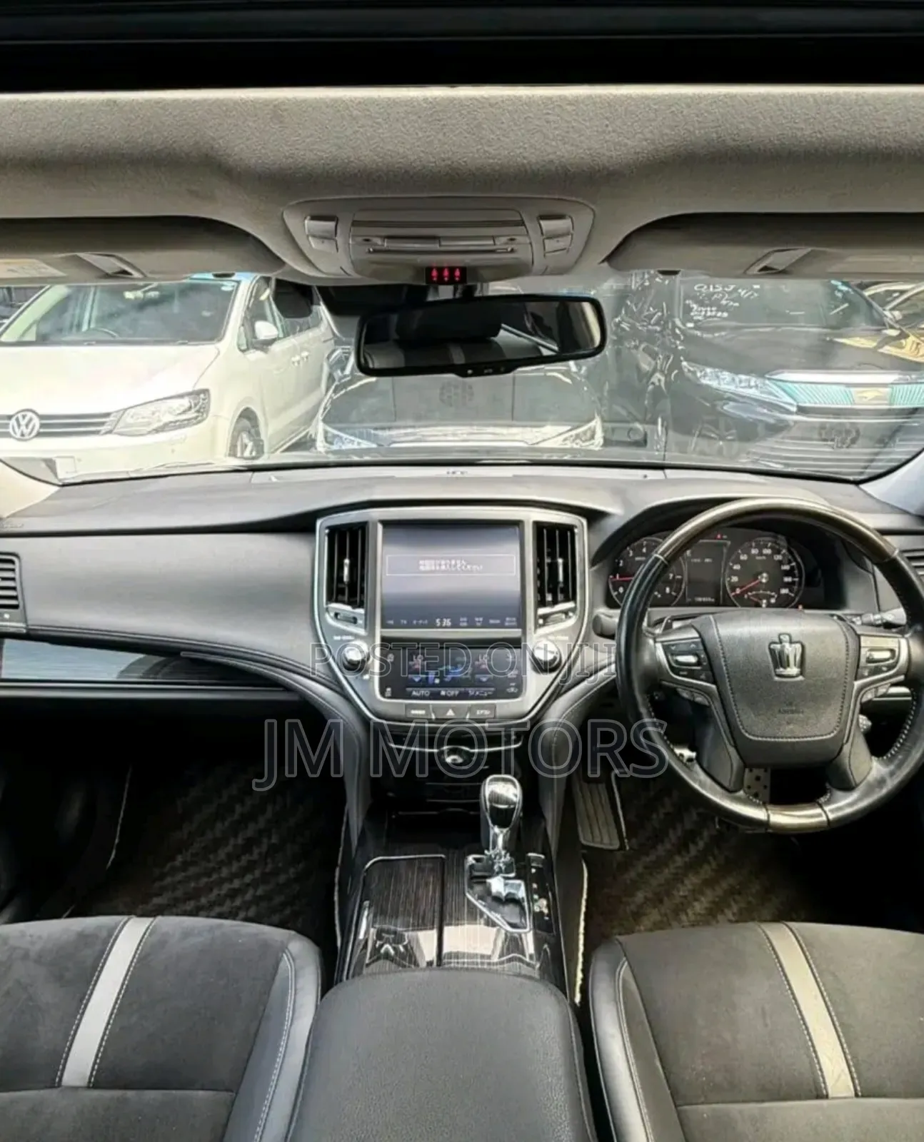 Toyota Crown 2018 Matt Black