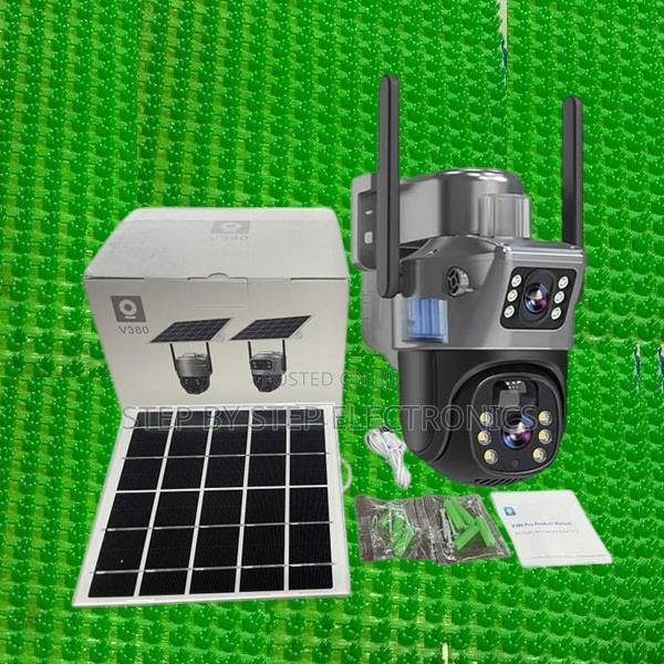 24/7 Monitoring Two-Way Audio Solar 4g Dual Lens CCTV Camera