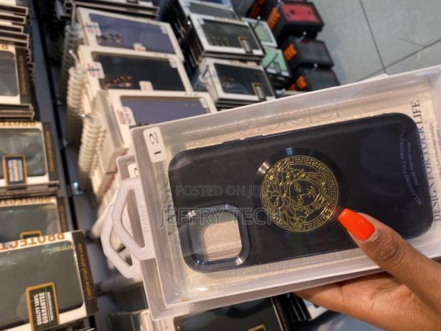 Veques Versace Logo Luxury Back Case for iPhone 12 - thumbnail 3