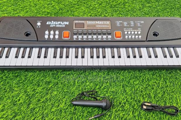 61 Keys Piano, 61 Keys Piano - main view