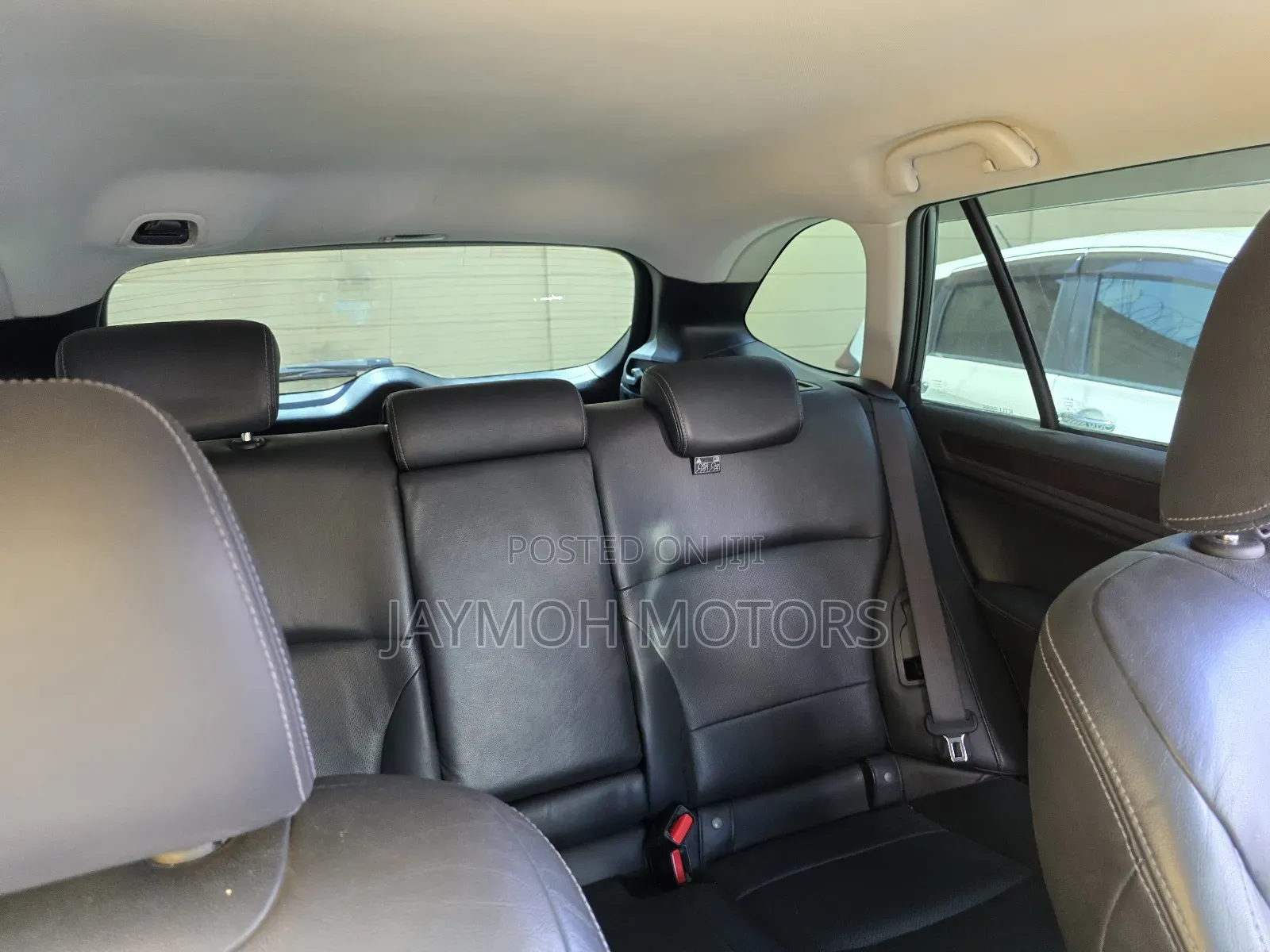 Subaru Outback 2016 Gold