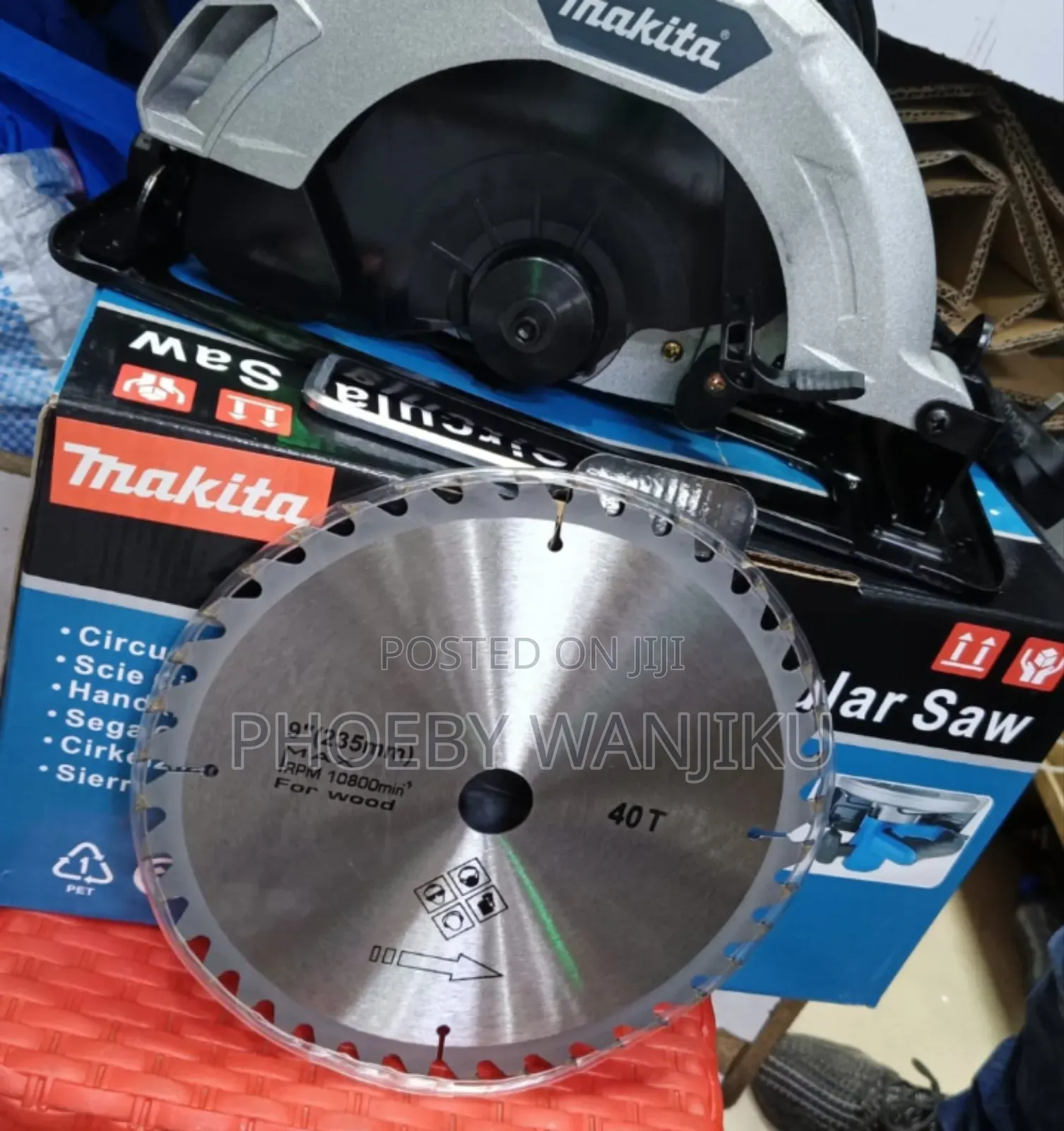 Strong Makita Circular Saw/9 Inches
