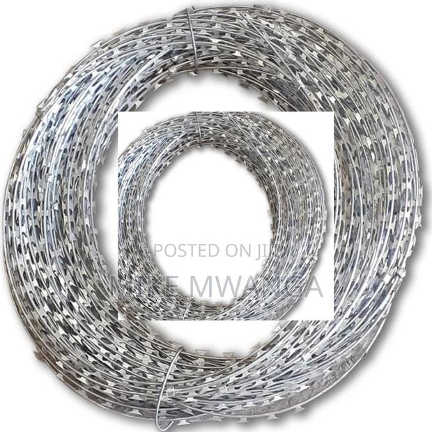 Round 10m Long Razor Wire