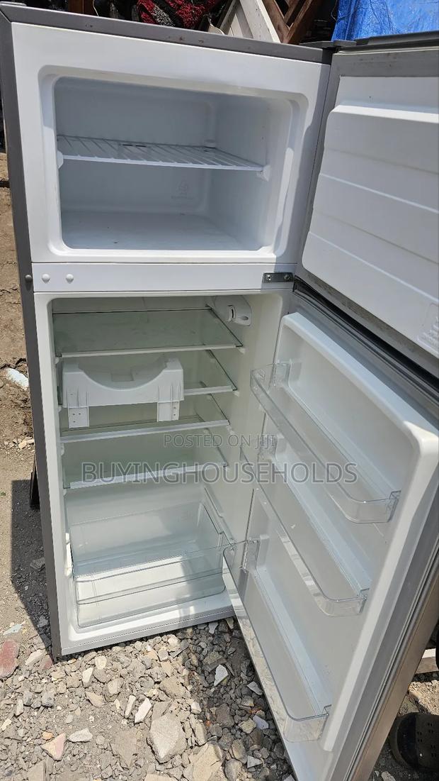 Mika 213l Fridge - thumbnail 3