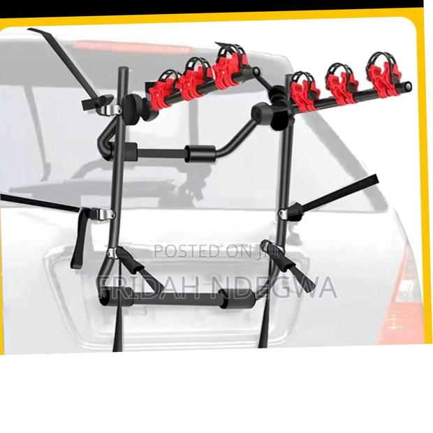 Bike Carrier 
Capacity 3 Bikes