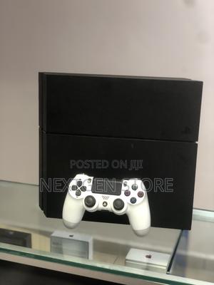 Play Station 4 Chipped With 10 Games and 1 Controller - thumbnail 2