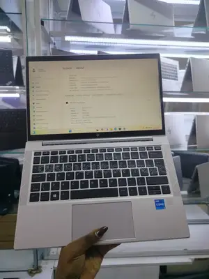 Laptop HP EliteBook 830 G8 16GB Intel Core I5 SSD 256GB