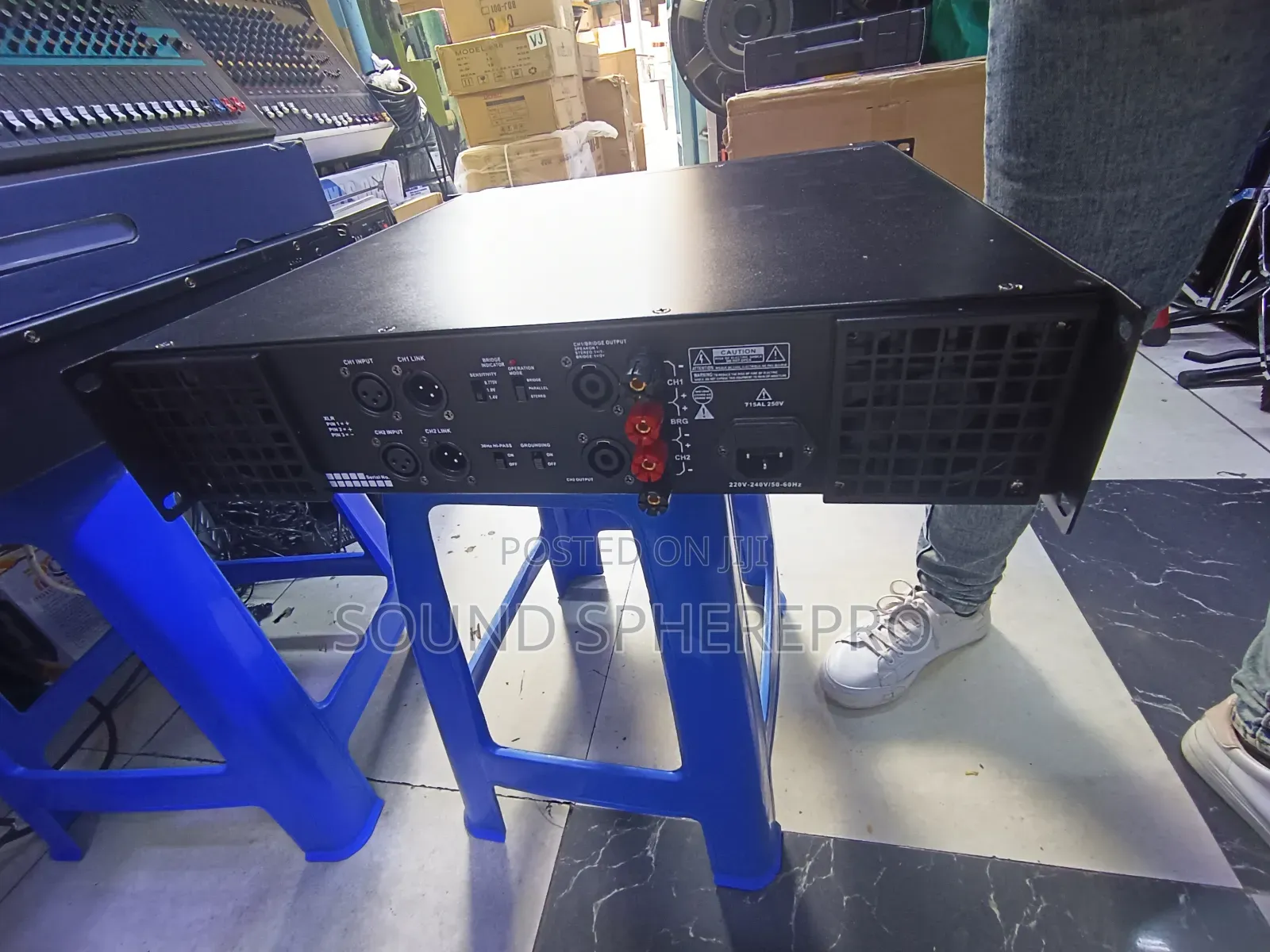 Reliance T8000 2 Channel Amplifier