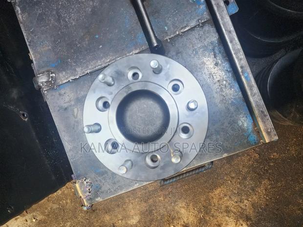 Nissan E25/E26 Caravan Hub Bearings - thumbnail 2