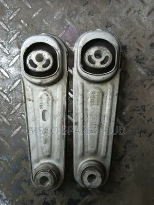 Gear Box Mountings Xtrail Nt32 Lower