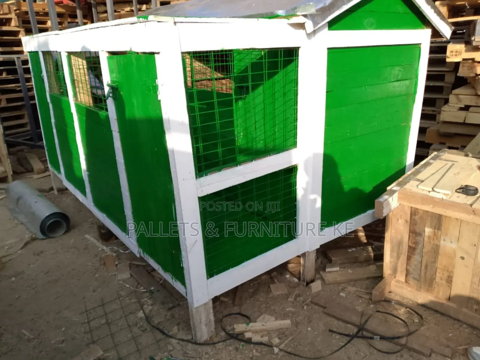 Corridor Comfort Dog House