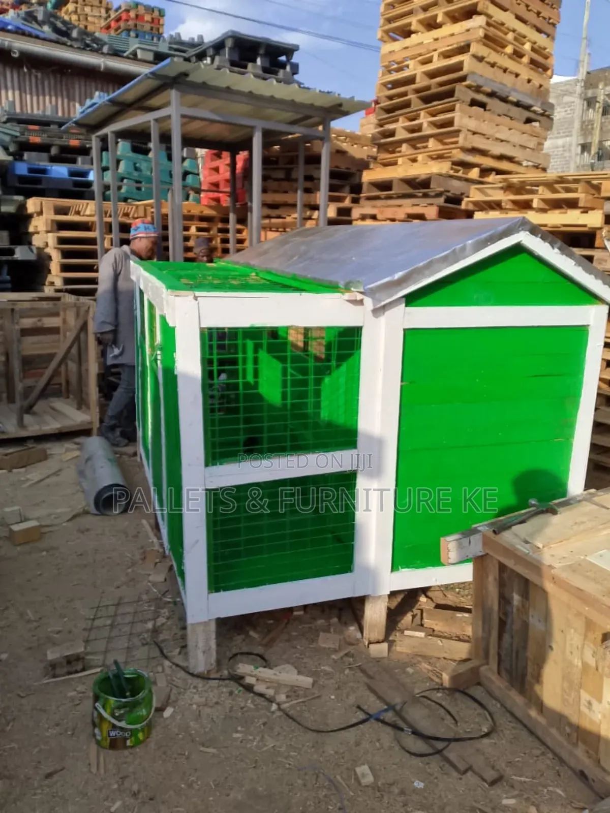 Passage Pup Dog House🏠