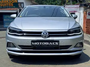 Volkswagen Polo 2018 Silver