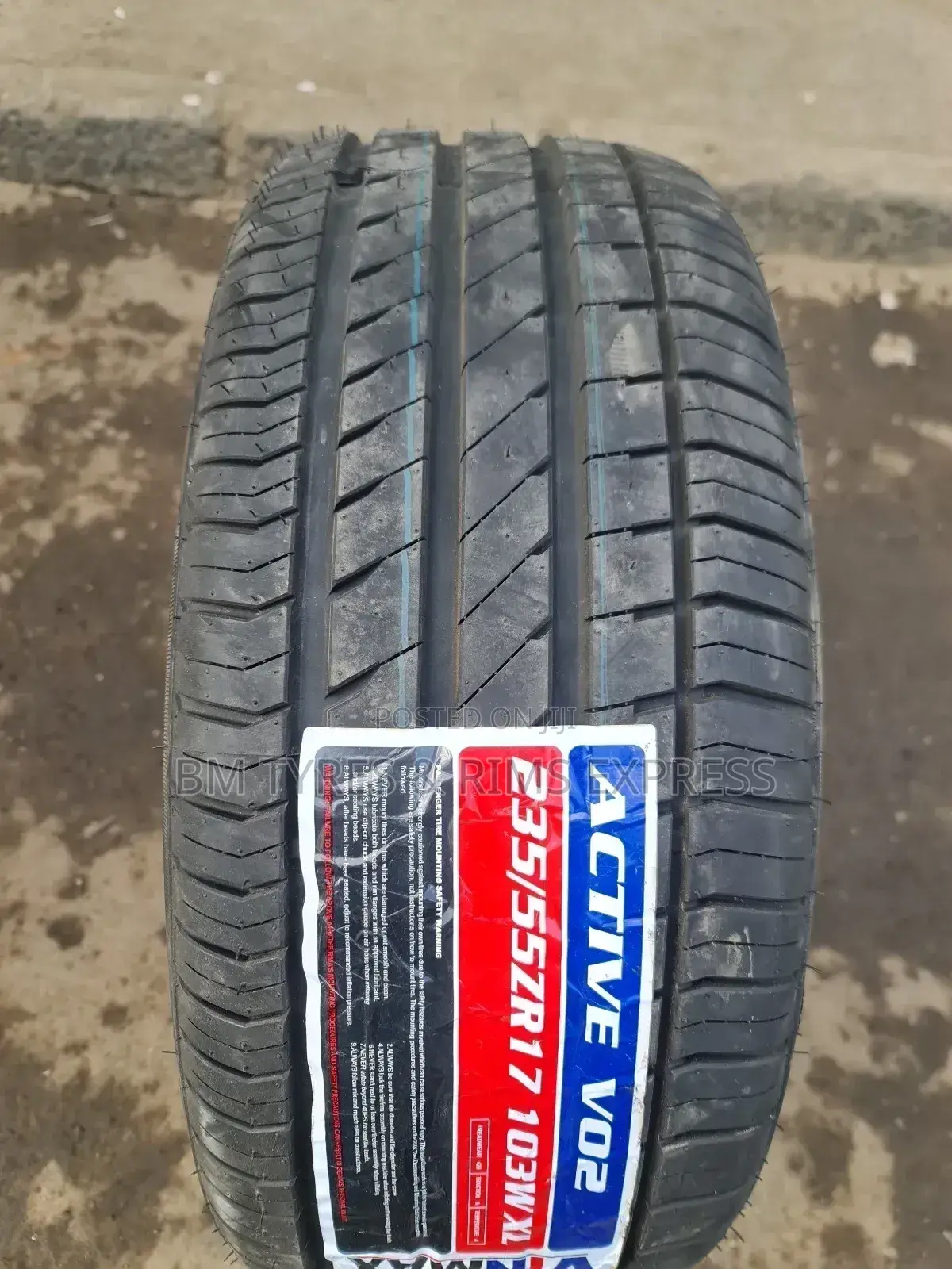 235 /55 R17 Vinmax Tyres (New Technology)