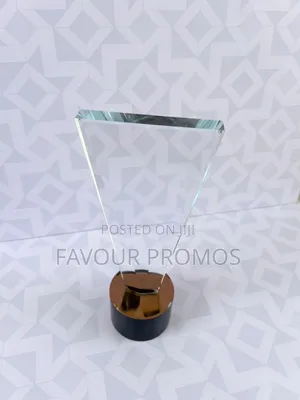 Crystal Trophy001