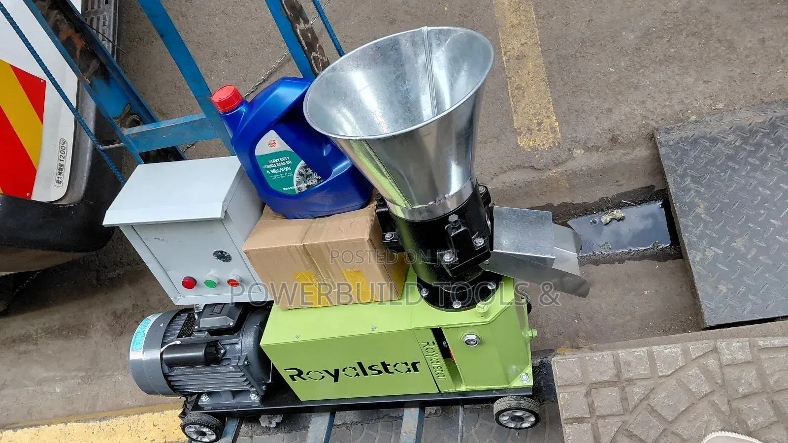 Automatic Feed Pelletizer Upto 1000kgs With 7.5hp