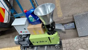 Automatic Feed Pelletizer Upto 1000kgs With 7.5hp