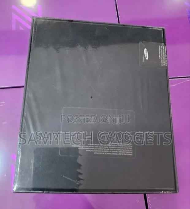 New Samsung Galaxy Z Fold 5 512 GB Blue - thumbnail 3