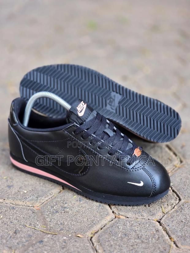 Nike Cortez Black In Color - main view