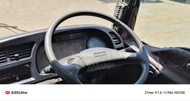 Isuzu FVR 2001 Used - thumbnail 4