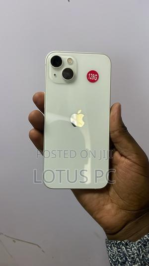 Apple iPhone 13 128 GB White - main view
