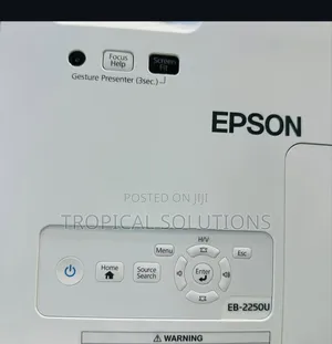 Epson Eb-2250u Projector 3lcd Technology 5000lumens Wuxga Eb-2250u