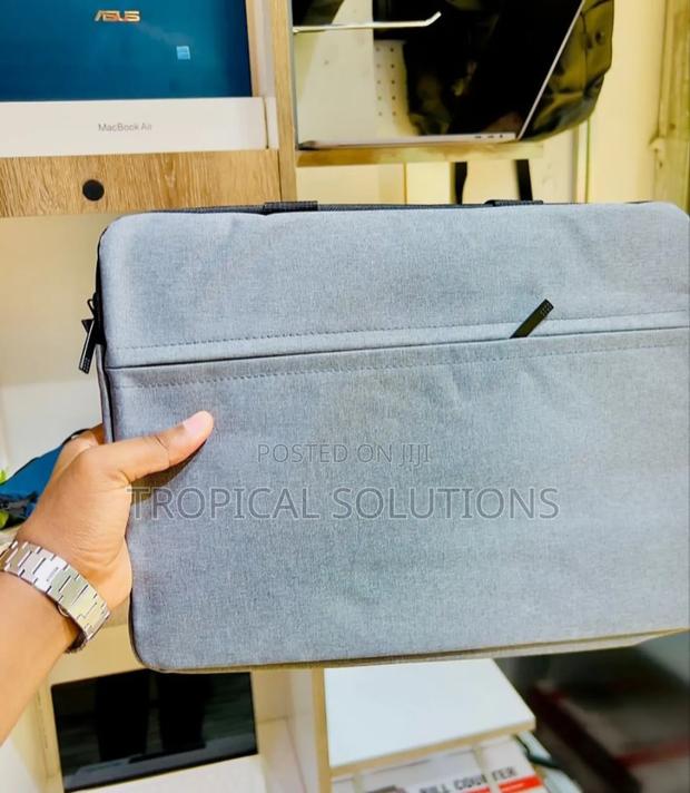 Ugreen Laptop Carry Case 14 Inches Available Carry Case - main view