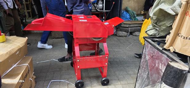 Electric 4 Blade Feed Chopper Machine 500 to 1000kgs/Hr With Motor - thumbnail 3