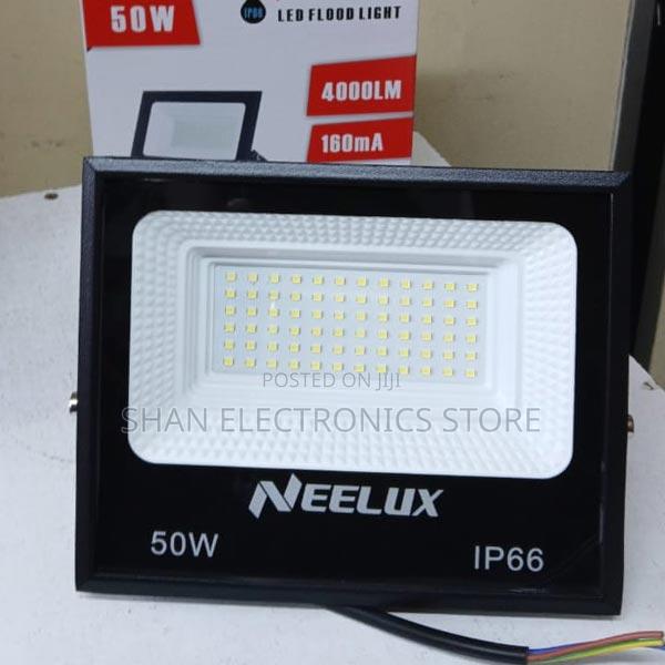 Ip66 Waterproof Super Brightneelux Led Flood Lights 50w