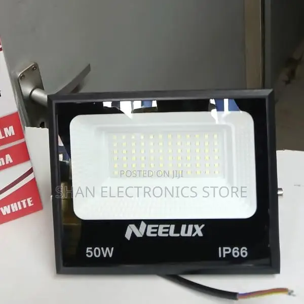 50w Ac Floodlight With Light/Dark Sensor