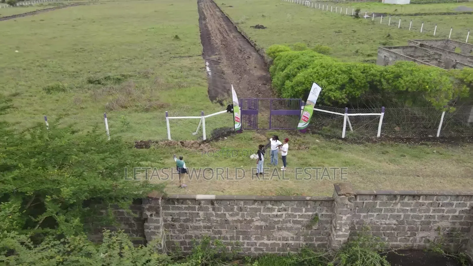 50 by 100 Ft Plots , Highway Namanga