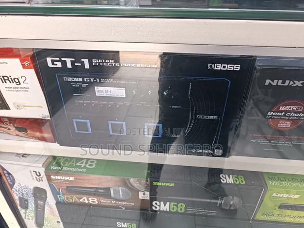 Boss Gt-1 Guitar Effect Processor - main view