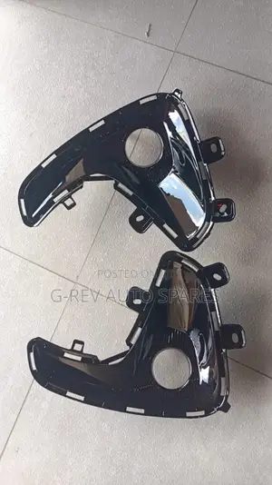 Foglights Covers Vitz 2022