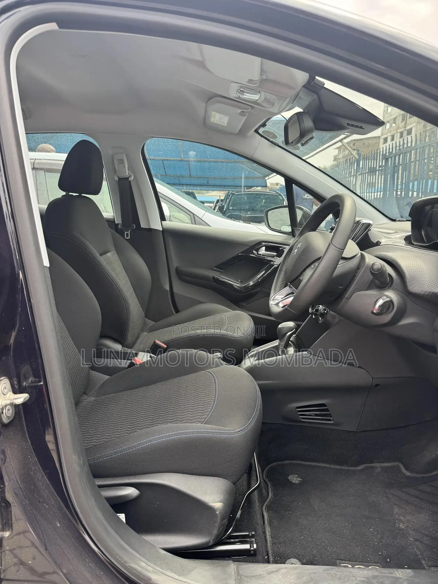 Peugeot 208 2019 Blue