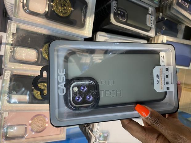 Yriklso Translucent Matte Back Case for iPhone 12 - thumbnail 3